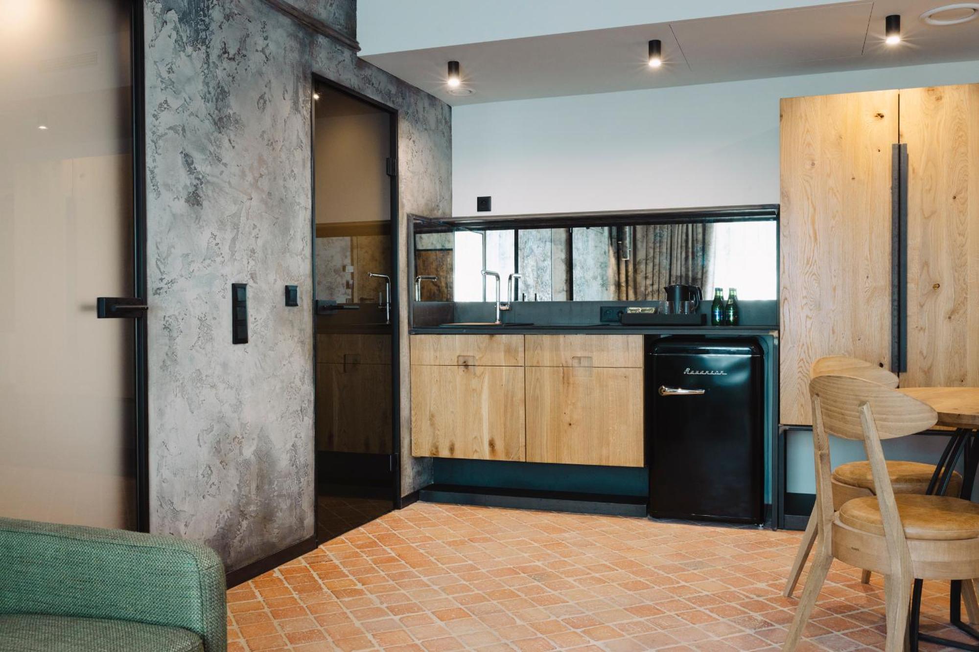 Nomadic Urban Premium Suites 克拉科夫 外观 照片